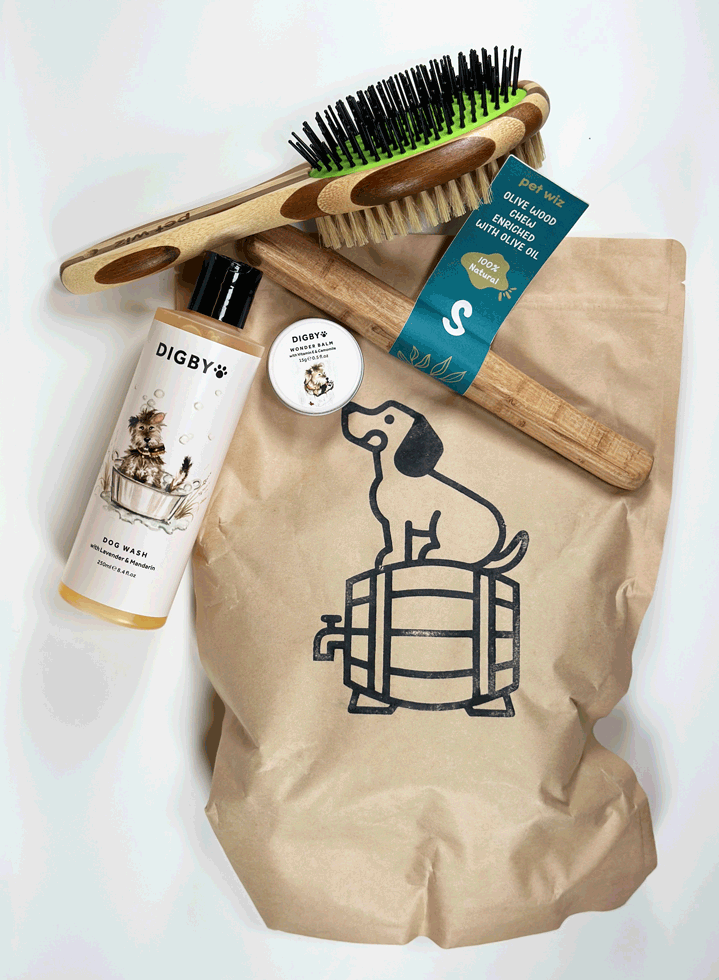 Humphrey Dog Hamper - Large