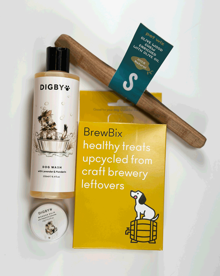 Humphrey Dog Hamper - Medium