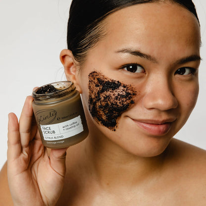 UpCircle Face Scrub - Citrus Blend